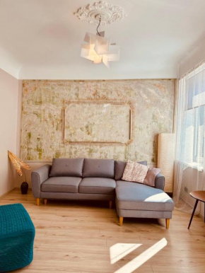 Wulfsohns Art inspired apartment